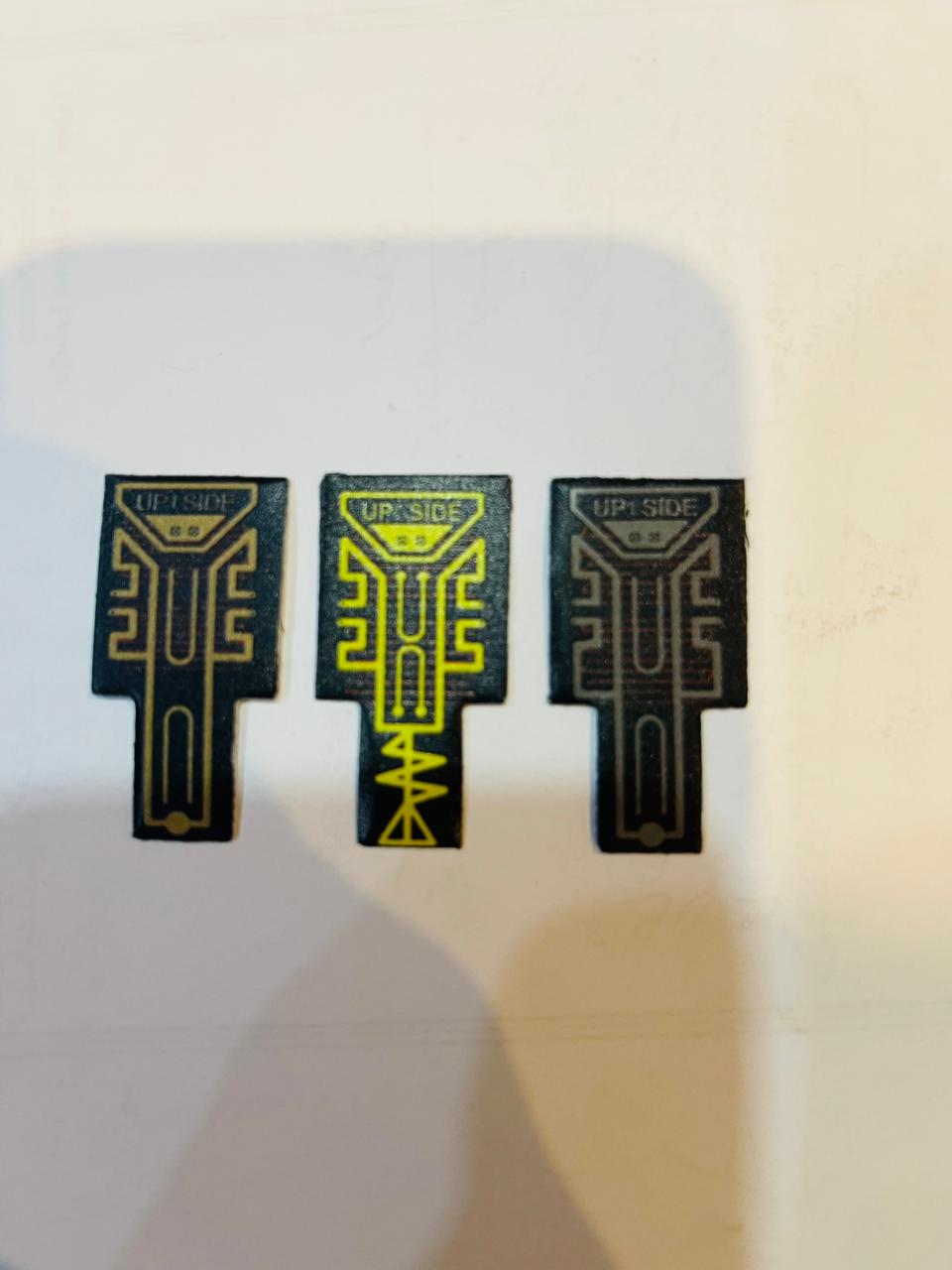 Aluminium Mobile Signal Booster Chip + Free Mobile Stand (Buy 1 Get 2 Free)